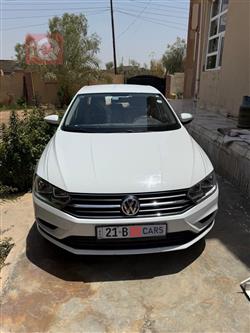 فولكسفاغن بورا